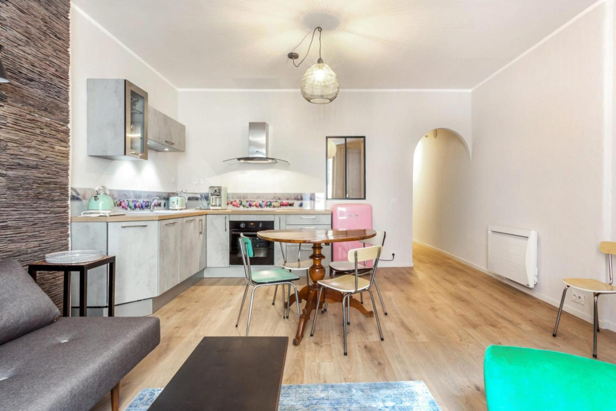 Appartement Sainte Claire Vintage - Welkeys Annecy Exterior photo